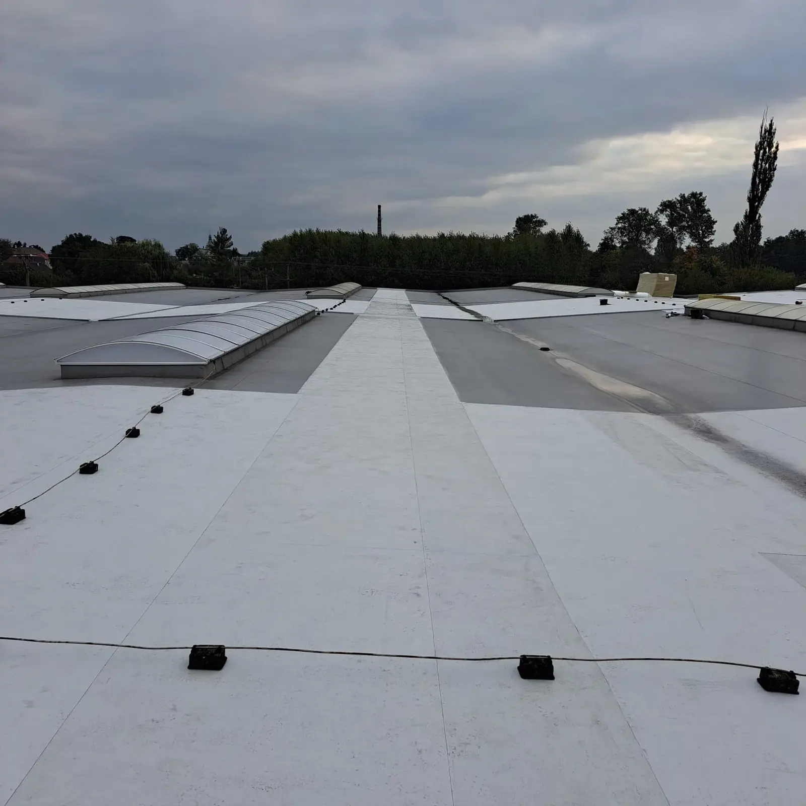 Ploché střechy Hradec Králové – realizace 15