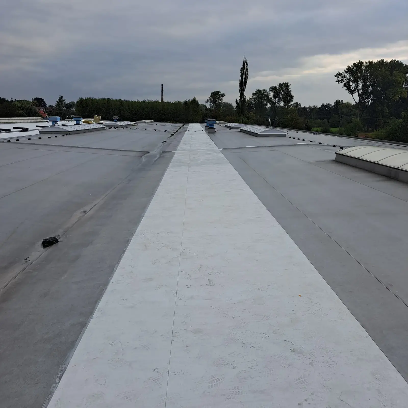 Ploché střechy Hradec Králové – realizace 4